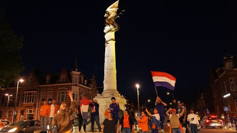 Aanvankelijk ging het er gezellig aan toe (foto: Bart Meesters/Meesters Multi Media/SQ Vision).