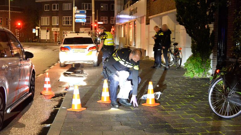Politieonderzoek op de plaats van de aanrijding in Breda (foto: Perry Roovers/SQ Vision).
