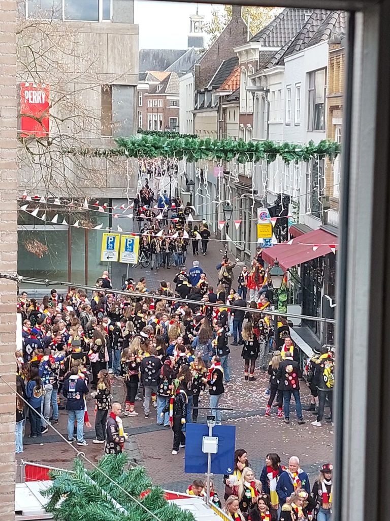 Foto vanuit het te verkopen appartement (privéfoto).