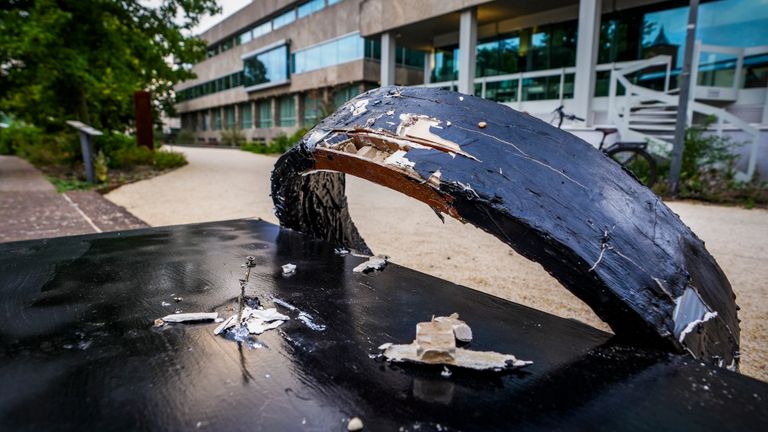 De schade is duidelijk zichtbaar (foto: Sem van Rijssel/SQ Vision).