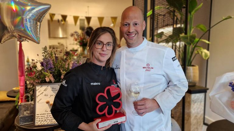 Malou Hagenaars en Wouter van Laarhoven na het winnen van de prijzen (foto: Noël van Hooft).