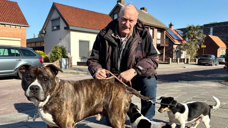 Martin van Wees met zijn honden (foto: Erik Peeters)