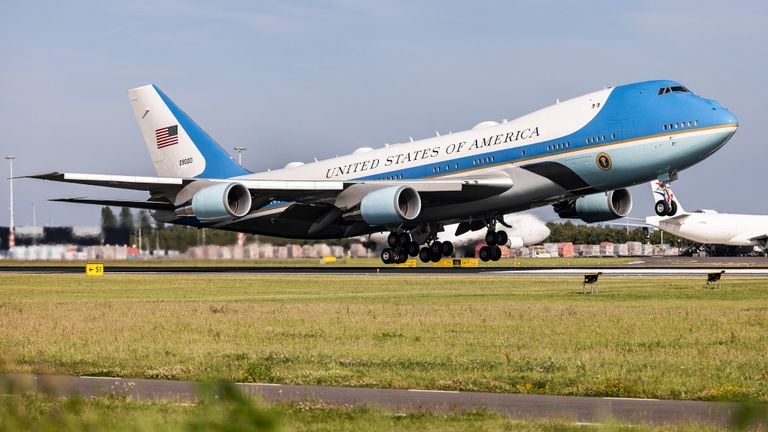 De foto van de Air Force One die Storm liever zelf had gemaakt (Foto: ANP)