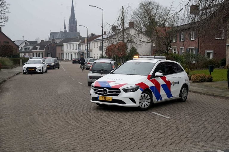 Met een politiewagen werd een deel van de weg afgezet (foto: WdG/SQ Vision).