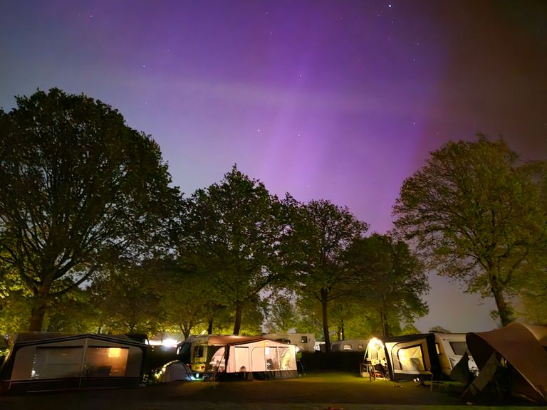 Tessa Smeets zag het noorderlicht vanuit de caravan (foto: Tessa Smeets).