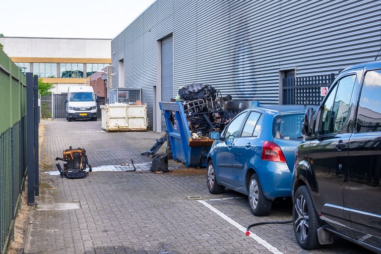 Hoe de container vlam kon vatten, wordt onderzocht (foto: Iwan van Dun/SQ Vision).