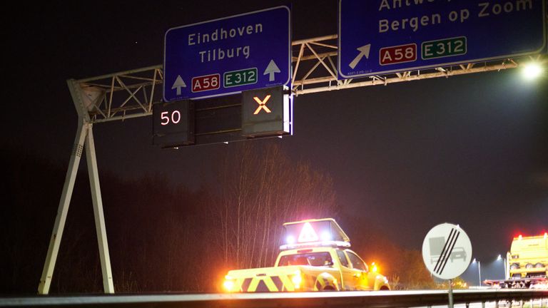 De A58 was tijdelijk afgesloten (foto: Tom van der Put/SQ Vision).