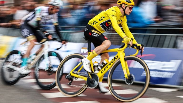 Jonas Vingegaard en Wout Poels in Daags na de Tour (foto: ANP / Vincent Jannink). 