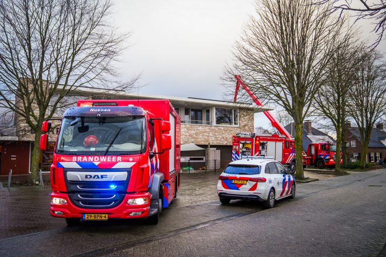 Brandweer en politie waren paraat (foto: SQ Vision).