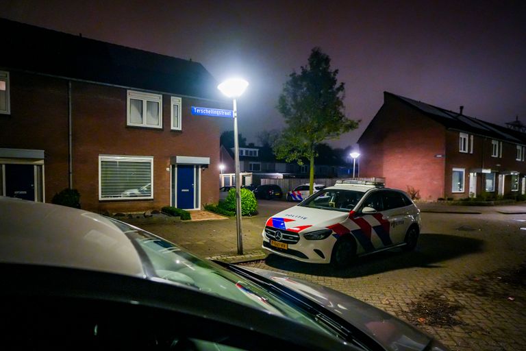 De explosie aan de Terschellingstraat in Eindhoven vond rond middernacht plaats (foto: SQ Vision).