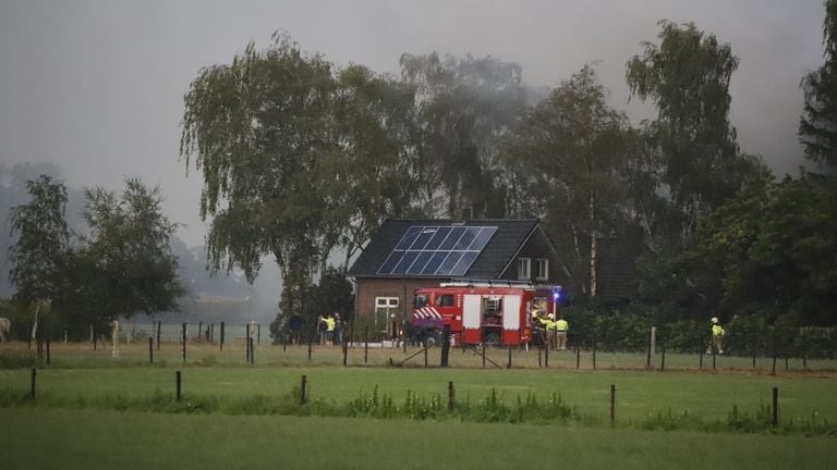 Brandje in schuur (foto: Saskia Kusters/SQ Vision)