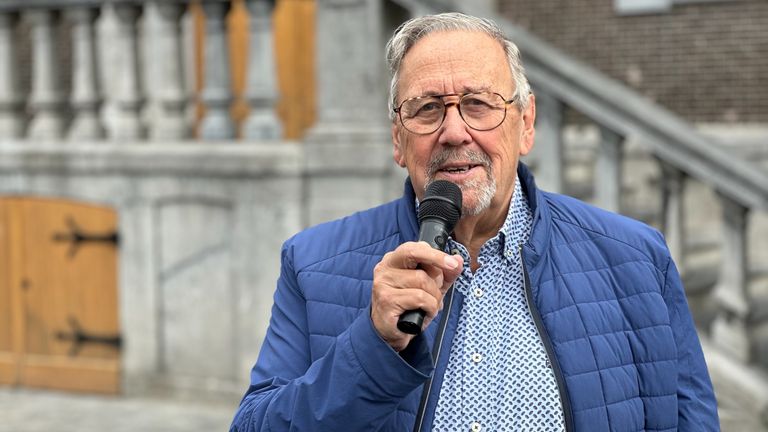 Zondag is Frans Jacobs voor het laatst microfonist bij de Singelloop