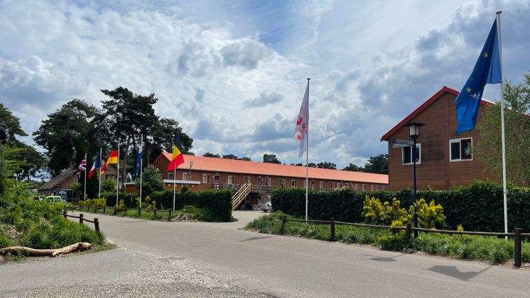 In vakantiepark Blauwe Meer verblijven recreanten en arbeidsmigranten (foto: Hans Janssen).