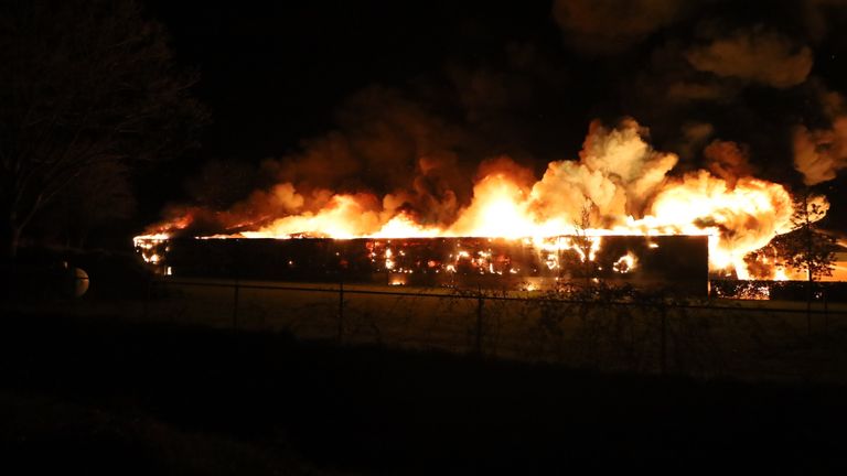 De vlammenzee in Landhorst was enorm (foto: Kevin Kanters/SQ Vision).