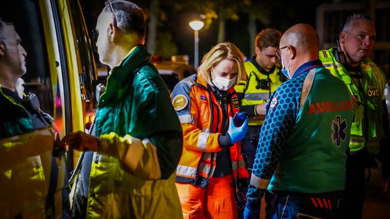 Het slachtoffer raakte zwaargewond en is naar een ziekenhuis gebracht (foto: Sem van Rijssel/SQ Vision).