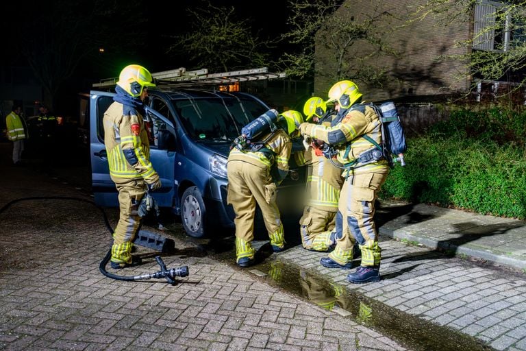 Brand in auto (foto: Jurgen Versteeg/SQ Vision).