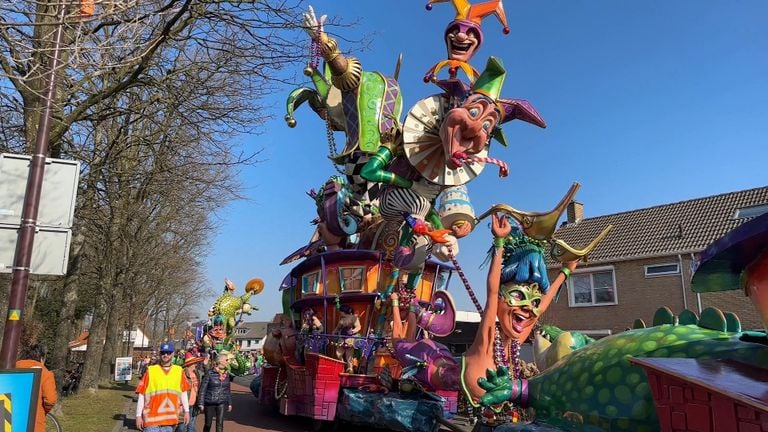 De laatste carnavalswagen van Ruud (foto: Omroep Brabant).