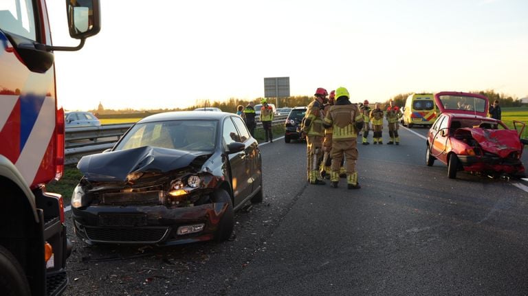 Ongeluk op de A59 (foto: Erik Haverhals / Persbureau Heitink).