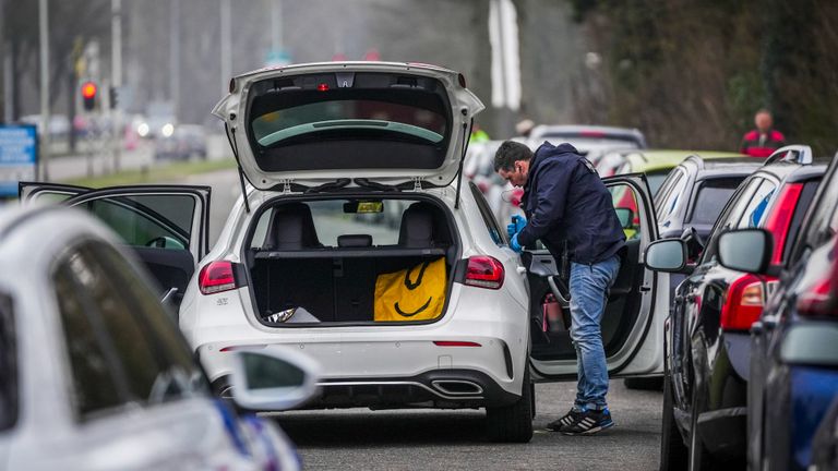 Verdachte schietpartij Arnhem aangehouden in Eindhoven. (Foto: SQ Vision)