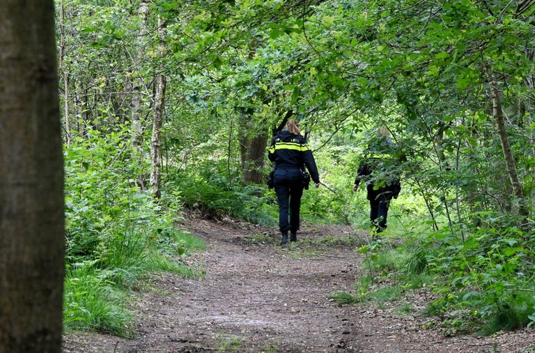 De politie is in Oisterwijk dringend op zoek naar een 24-jarige man (foto: Toby de Kort/SQ Vision).