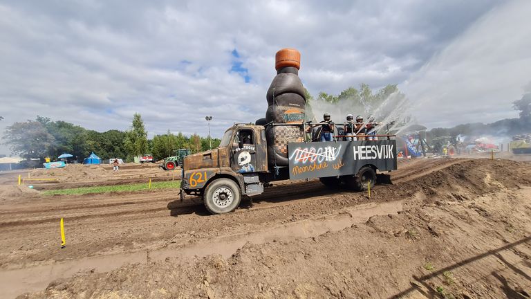 Niet alle bezoekers hielden het droog.