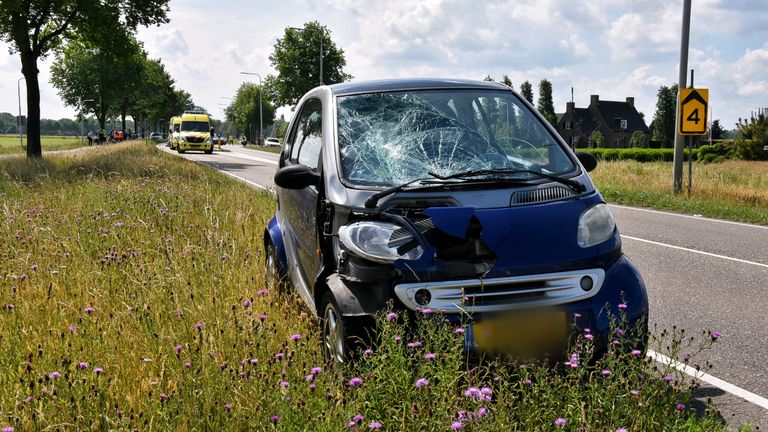 De fietser werd aangereden door een automobilist (foto: Toby de Kort/SQ Vision).