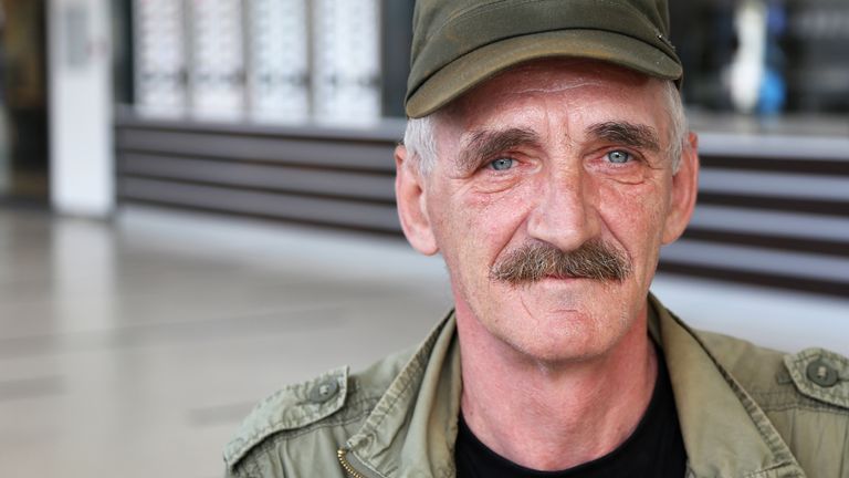 Leszek helpt als ervaringsdeskundige dakloze Polen in Tilburg (foto: Karin Kamp).