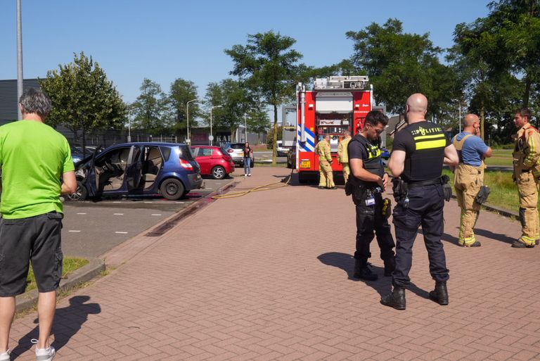 Politie en brandweer waren paraat (foto: Harrie Grijseels/SQ Vision).