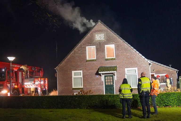 Ook de politie kwam een kijkje nemen (foto: Harrie Grijseels/SQ Vision).