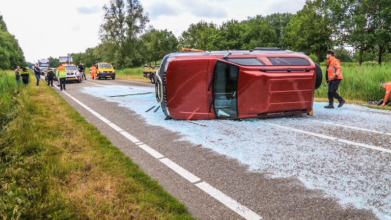 Bij het ongeval raakte niemand gewond (foto: Harrie Grijseels/SQ Vision).