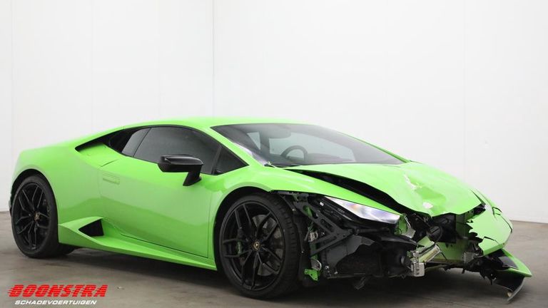 De Lamborghini die te koop staat. (Foto: Boonstra Schadevoertuigen)