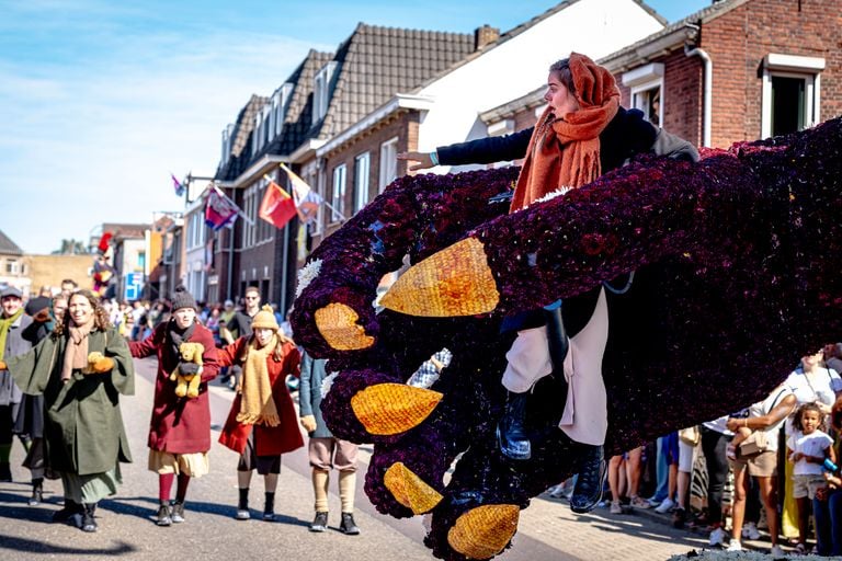 Buurtschap Markt (foto: Eye4images B.V. / Marcel van Dorst).