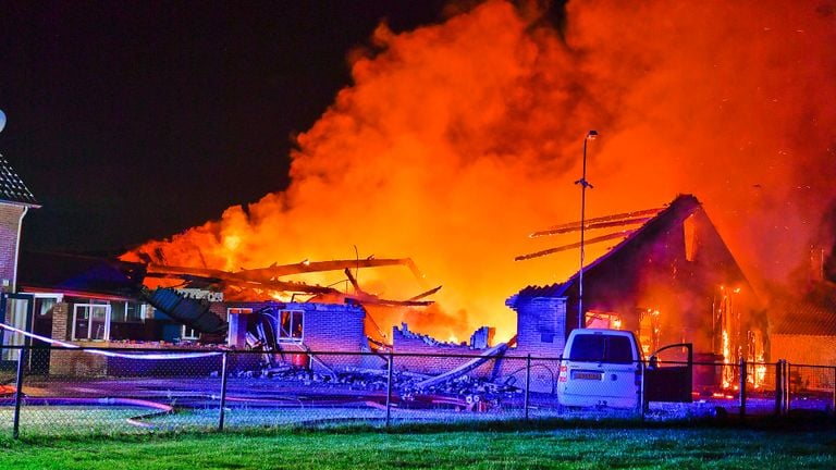 Van de schuur in Reusel is niets over (foto: Rico Vogels/SQ Vision).