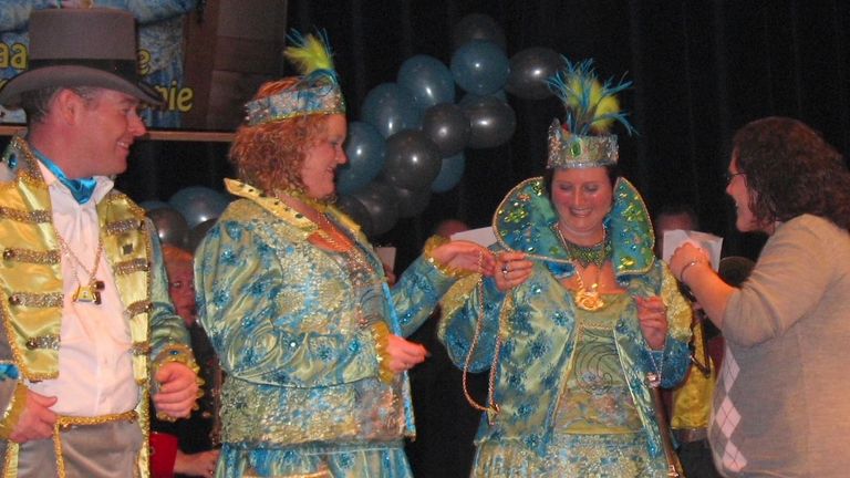 Prinses Silvia en haar adjudant Marc