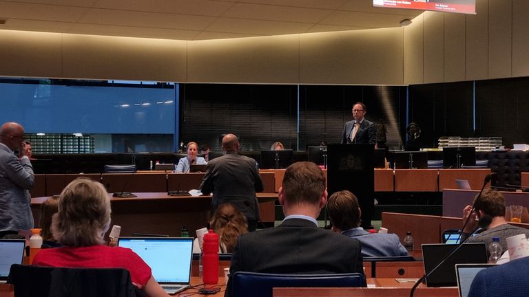 Martijn van Gruijthuijsen (VVD) neemt coalitieonderhandelingen over. (foto: Rick Lemmens).