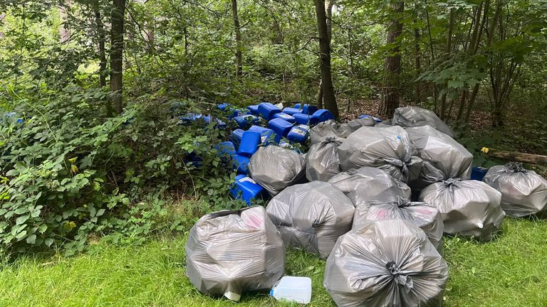 Drugsafval gedumpt aan de Schaapsloop Valkenswaard