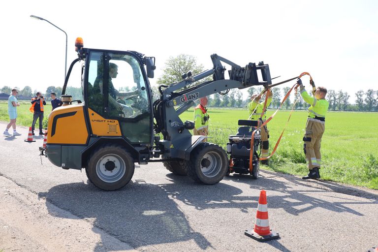 De elektrische rolstoel is weer op de weg gezet (foto: SQ Vision/Kevin Kanters).