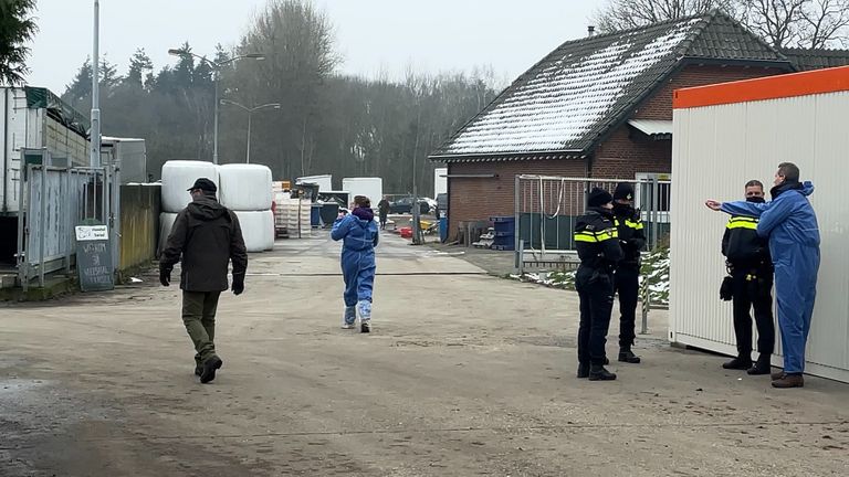 Controle bij de fokker in Eersel (archieffoto: Eva de Schipper).