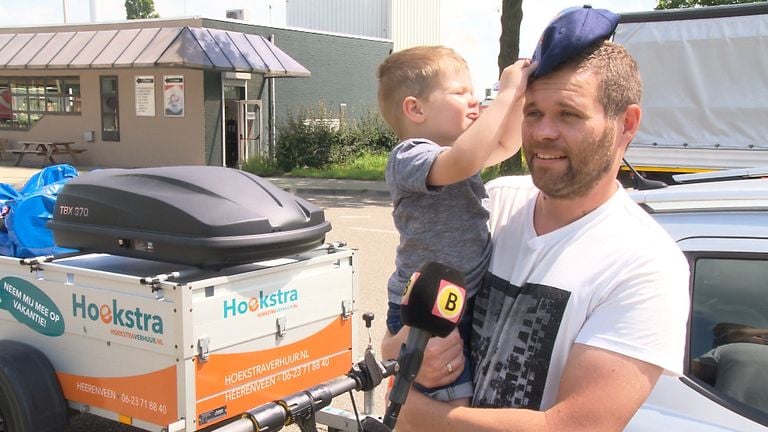 Hidde en zijn vader gaan 'gewoan' op fakansje' (foto: Omroep Brabant).