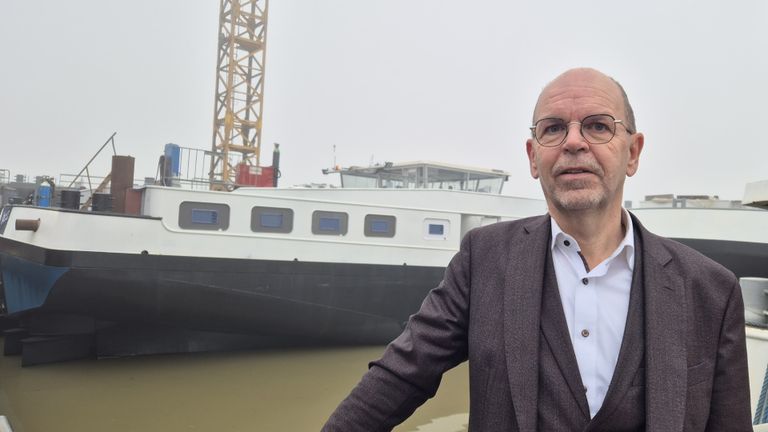 Wethouder Hans Tanis (Havenontwikkelingen) wil een derde haven in Werkendam realiseren (foto: Niek de Bruijn).