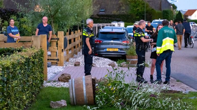 Hoe het ongeluk in Wijk en Aalburg kon gebeuren, wordt onderzocht (foto: Iwan van Dun/SQ Vision).