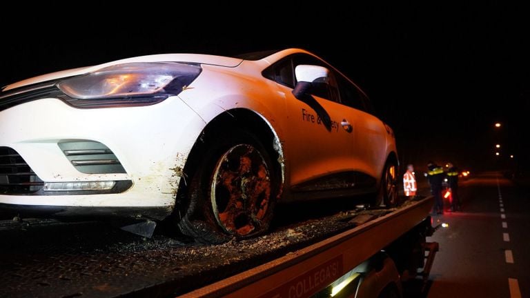 Een bergingsbedrijf nam de auto mee (foto: WdG/SQ Vision).