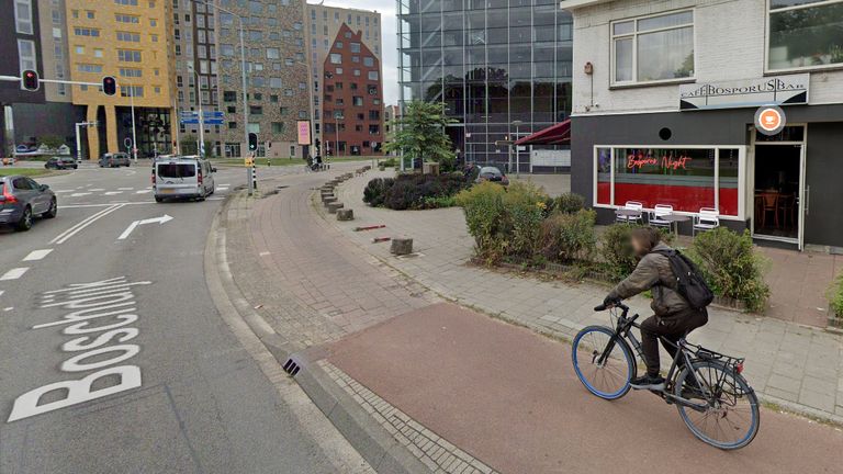 Café Bosporus in Eindhoven moet twee weken dicht vanwege illegaal gokken (foto: Google Maps)