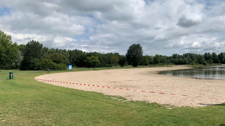 Linten rond de Asterdplas in Breda. (Foto: Eva de Schipper)